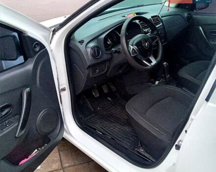 Белый Рено Логан, объемом двигателя 1.1 л и пробегом 164 тыс. км за 6000 $, фото 5 на Automoto.ua