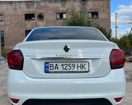 Белый Рено Логан, объемом двигателя 1.46 л и пробегом 112 тыс. км за 7000 $, фото 5 на Automoto.ua
