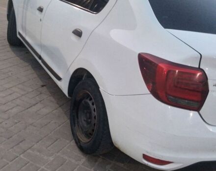 Білий Рено Логан, об'ємом двигуна 1.1 л та пробігом 250 тис. км за 5200 $, фото 5 на Automoto.ua