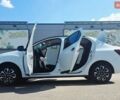 Білий Рено Логан, об'ємом двигуна 1.2 л та пробігом 181 тис. км за 6550 $, фото 7 на Automoto.ua