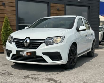 Рено Логан 2017 в Червонограде на Automoto.ua Белый Рено Логан, объемом двигателя 1.2 л и пробегом 137 тыс. км за 5499 $, фото 1 на Automoto.ua