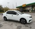 Белый Рено Логан, объемом двигателя 1.1 л и пробегом 189 тыс. км за 5000 $, фото 4 на Automoto.ua