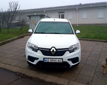 Белый Рено Логан, объемом двигателя 1.1 л и пробегом 0 тыс. км за 6000 $, фото 1 на Automoto.ua