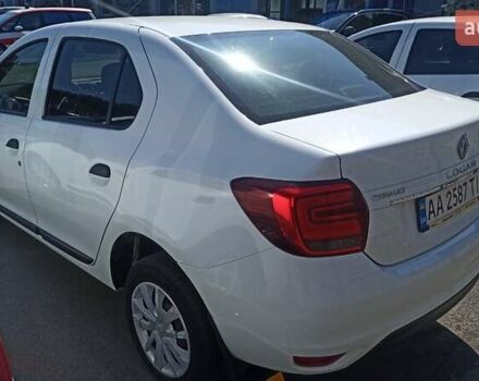 Белый Рено Логан, объемом двигателя 1.46 л и пробегом 287 тыс. км за 5500 $, фото 2 на Automoto.ua