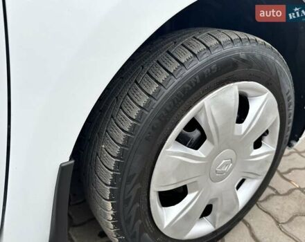 Білий Рено Логан, об'ємом двигуна 1.5 л та пробігом 127 тис. км за 7400 $, фото 26 на Automoto.ua