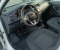 Белый Рено Логан, объемом двигателя 1.2 л и пробегом 152 тыс. км за 4999 $, фото 10 на Automoto.ua
