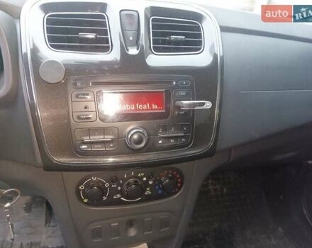 Білий Рено Логан, об'ємом двигуна 1.46 л та пробігом 267 тис. км за 5900 $, фото 11 на Automoto.ua