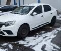 Білий Рено Логан, об'ємом двигуна 1.15 л та пробігом 300 тис. км за 3200 $, фото 3 на Automoto.ua