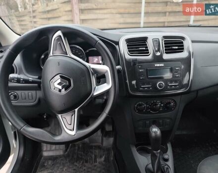 Білий Рено Логан, об'ємом двигуна 1.15 л та пробігом 109 тис. км за 6100 $, фото 6 на Automoto.ua
