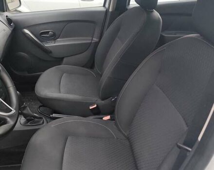 Білий Рено Логан, об'ємом двигуна 1.15 л та пробігом 109 тис. км за 6100 $, фото 9 на Automoto.ua