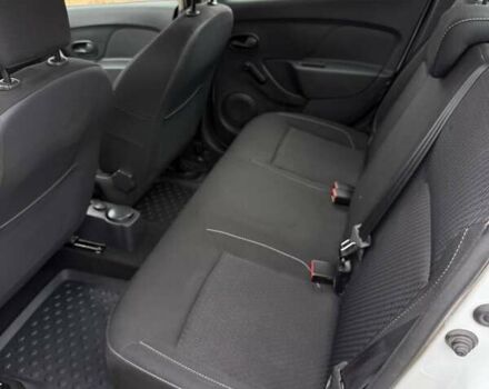 Білий Рено Логан, об'ємом двигуна 0.9 л та пробігом 67 тис. км за 7600 $, фото 11 на Automoto.ua