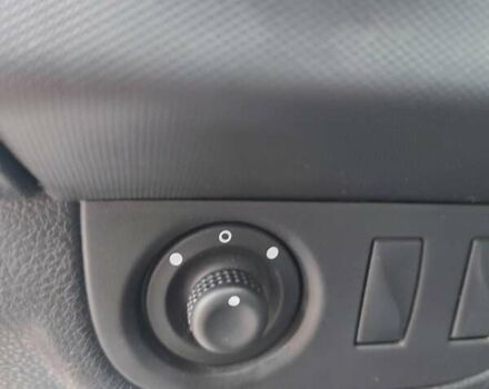 Білий Рено Логан, об'ємом двигуна 1.15 л та пробігом 109 тис. км за 6100 $, фото 11 на Automoto.ua