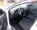 Белый Рено Логан, объемом двигателя 1 л и пробегом 204 тыс. км за 4999 $, фото 2 на Automoto.ua