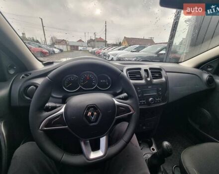 Белый Рено Логан, объемом двигателя 1 л и пробегом 86 тыс. км за 5800 $, фото 8 на Automoto.ua