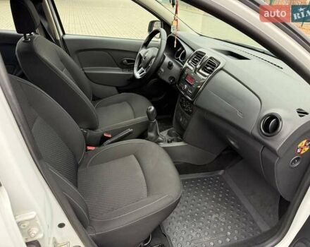 Білий Рено Логан, об'ємом двигуна 0.9 л та пробігом 67 тис. км за 7600 $, фото 10 на Automoto.ua
