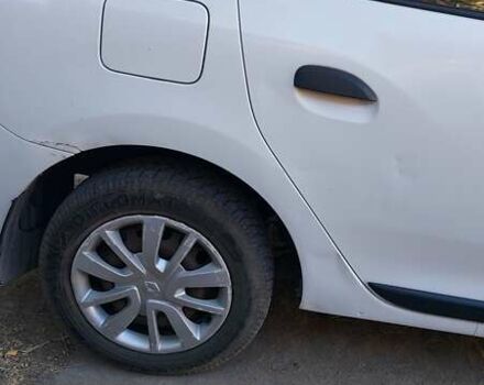 Белый Рено Логан, объемом двигателя 1 л и пробегом 388 тыс. км за 5000 $, фото 18 на Automoto.ua