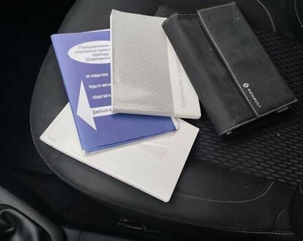 Білий Рено Логан, об'ємом двигуна 1.15 л та пробігом 109 тис. км за 6100 $, фото 14 на Automoto.ua