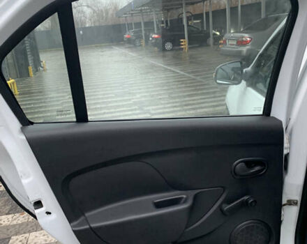 Білий Рено Логан, об'ємом двигуна 1.46 л та пробігом 153 тис. км за 7300 $, фото 13 на Automoto.ua