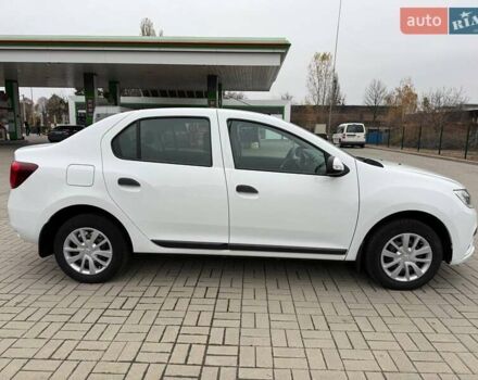Білий Рено Логан, об'ємом двигуна 0.9 л та пробігом 67 тис. км за 7600 $, фото 4 на Automoto.ua