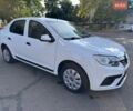 Белый Рено Логан, объемом двигателя 1 л и пробегом 231 тыс. км за 5000 $, фото 6 на Automoto.ua