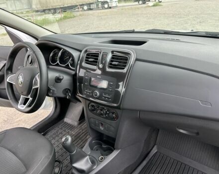 Білий Рено Логан, об'ємом двигуна 1.5 л та пробігом 145 тис. км за 8200 $, фото 6 на Automoto.ua