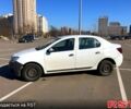 Белый Рено Логан, объемом двигателя 1 л и пробегом 414 тыс. км за 3200 $, фото 1 на Automoto.ua