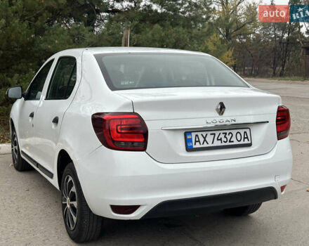 Белый Рено Логан, объемом двигателя 1 л и пробегом 242 тыс. км за 4500 $, фото 8 на Automoto.ua