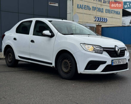 Белый Рено Логан, объемом двигателя 1 л и пробегом 167 тыс. км за 3700 $, фото 1 на Automoto.ua