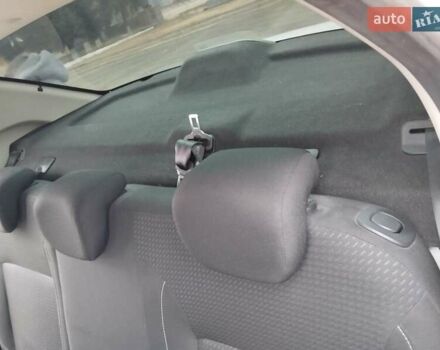 Білий Рено Логан, об'ємом двигуна 1.46 л та пробігом 124 тис. км за 8499 $, фото 14 на Automoto.ua