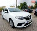 Белый Рено Логан, объемом двигателя 1 л и пробегом 130 тыс. км за 5750 $, фото 1 на Automoto.ua
