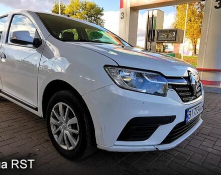 Белый Рено Логан, объемом двигателя 1 л и пробегом 200 тыс. км за 3700 $, фото 2 на Automoto.ua