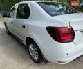 Белый Рено Логан, объемом двигателя 1 л и пробегом 81 тыс. км за 7450 $, фото 3 на Automoto.ua
