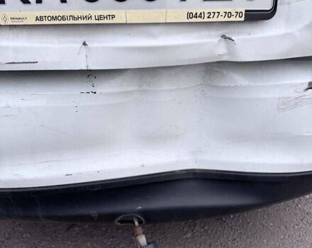 Белый Рено Логан, объемом двигателя 1 л и пробегом 322 тыс. км за 2800 $, фото 1 на Automoto.ua