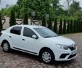 Белый Рено Логан, объемом двигателя 1 л и пробегом 91 тыс. км за 6300 $, фото 1 на Automoto.ua
