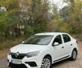 Білий Рено Логан, об'ємом двигуна 1 л та пробігом 174 тис. км за 4699 $, фото 20 на Automoto.ua