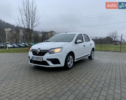 Белый Рено Логан, объемом двигателя 1 л и пробегом 280 тыс. км за 4999 $, фото 2 на Automoto.ua