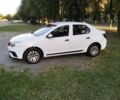 Белый Рено Логан, объемом двигателя 1 л и пробегом 184 тыс. км за 5200 $, фото 5 на Automoto.ua