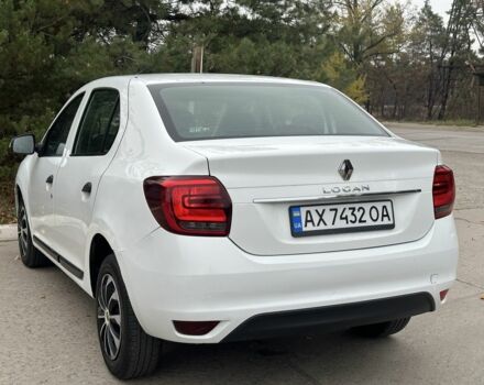Белый Рено Логан, объемом двигателя 1 л и пробегом 242 тыс. км за 4500 $, фото 6 на Automoto.ua