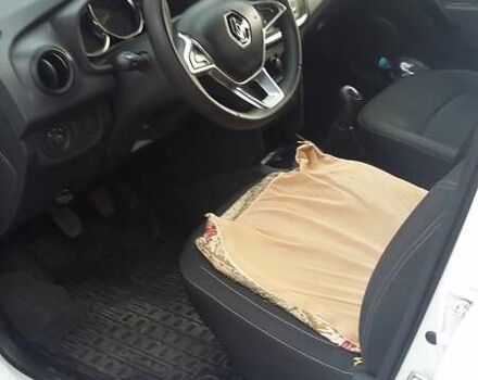 Белый Рено Логан, объемом двигателя 1 л и пробегом 162 тыс. км за 5500 $, фото 8 на Automoto.ua