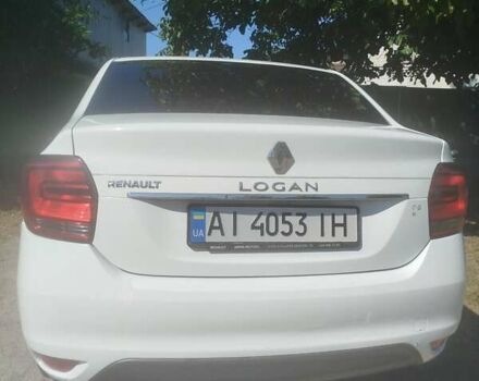Белый Рено Логан, объемом двигателя 1 л и пробегом 175 тыс. км за 6900 $, фото 2 на Automoto.ua