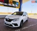 Белый Рено Логан, объемом двигателя 1 л и пробегом 258 тыс. км за 5300 $, фото 6 на Automoto.ua