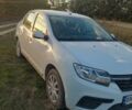 Белый Рено Логан, объемом двигателя 0 л и пробегом 235 тыс. км за 6222 $, фото 1 на Automoto.ua