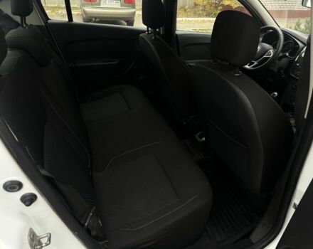 Белый Рено Логан, объемом двигателя 1 л и пробегом 242 тыс. км за 4500 $, фото 14 на Automoto.ua