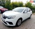 Белый Рено Логан, объемом двигателя 1 л и пробегом 130 тыс. км за 5750 $, фото 4 на Automoto.ua