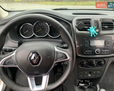 Белый Рено Логан, объемом двигателя 1 л и пробегом 280 тыс. км за 4999 $, фото 17 на Automoto.ua