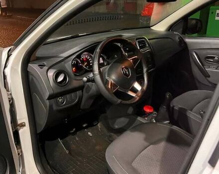 Білий Рено Логан, об'ємом двигуна 1 л та пробігом 196 тис. км за 5000 $, фото 7 на Automoto.ua