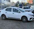 Рено Логан 2019 у Хмельницькому на Automoto.ua Білий Рено Логан, об'ємом двигуна 0.9 л та пробігом 86 тис. км за 5999 $, фото 6 на Automoto.ua