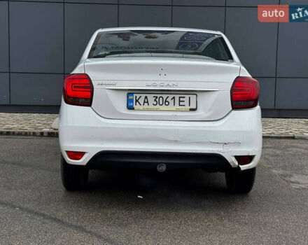 Білий Рено Логан, об'ємом двигуна 1.2 л та пробігом 190 тис. км за 3800 $, фото 9 на Automoto.ua