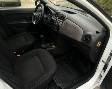 Белый Рено Логан, объемом двигателя 1 л и пробегом 242 тыс. км за 4500 $, фото 11 на Automoto.ua