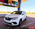 Белый Рено Логан, объемом двигателя 1 л и пробегом 267 тыс. км за 4900 $, фото 1 на Automoto.ua